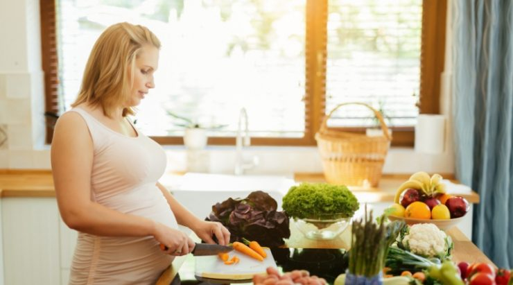 10 Healthy Eating Tips for After Giving Birth